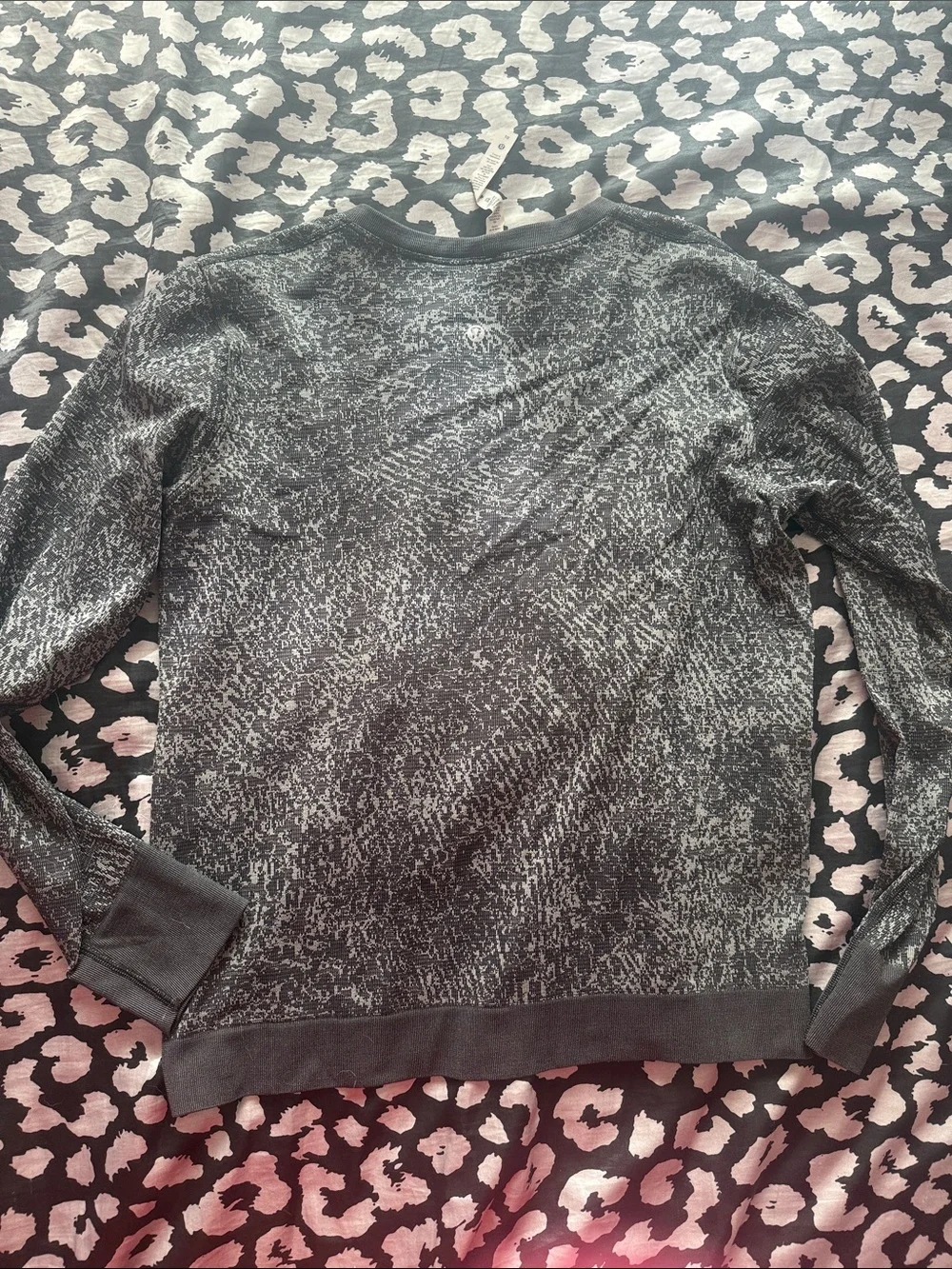 lululemon athletica Black Heathered Long Sleeve Top